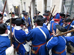 Girona resisteix! Jornades de recreaci&oacute; hist&ograve;rica de la Guerra de Successi&oacute;. Combat al carrer de Bellmirall