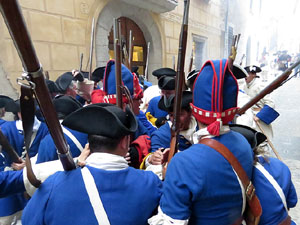 Girona resisteix! Jornades de recreaci&oacute; hist&ograve;rica de la Guerra de Successi&oacute;. Combat al carrer de Bellmirall