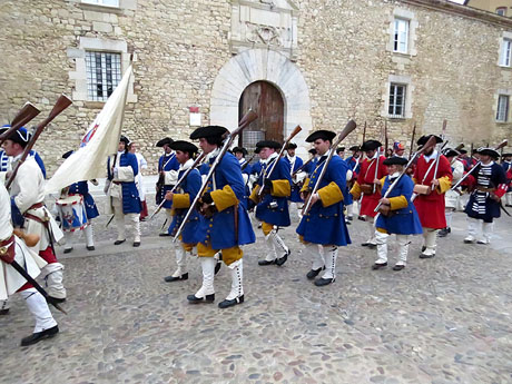 Girona resisteix! Jornades de recreaci&oacute; hist&ograve;rica de la Guerra de Successi&oacute;. Cloenda de les activitats de dissabte