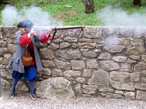 Girona resisteix! Jornades de recreaci&oacute; hist&ograve;rica de la Guerra de Successi&oacute;. Combat al portal de Sant Crist&ograve;fol