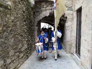 Girona resisteix! Jornades de recreaci&oacute; hist&ograve;rica de la Guerra de Successi&oacute;. La desfilada