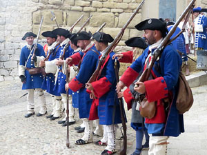 Girona resisteix! Jornades de recreaci&oacute; hist&ograve;rica de la Guerra de Successi&oacute;. Combat a la pla&ccedil;a de Sant Dom&egrave;nec