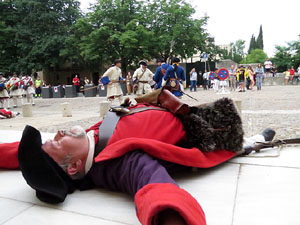 Girona resisteix! Jornades de recreaci&oacute; hist&ograve;rica de la Guerra de Successi&oacute;. Combat a la pla&ccedil;a de Sant Dom&egrave;nec