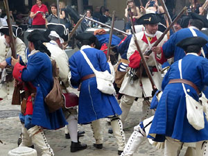 Girona resisteix! Jornades de recreaci&oacute; hist&ograve;rica de la Guerra de Successi&oacute;. Combat a la pla&ccedil;a de Sant Dom&egrave;nec