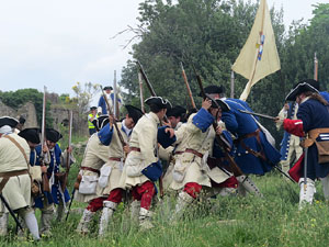 Girona resisteix! Jornades de recreaci&oacute; hist&ograve;rica de la Guerra de Successi&oacute;. Castell de Montju&iuml;c. Combat al pati d'armes