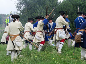 Girona resisteix! Jornades de recreaci&oacute; hist&ograve;rica de la Guerra de Successi&oacute;. Castell de Montju&iuml;c. Combat al pati d'armes