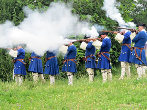 Girona resisteix! Jornades de recreaci&oacute; hist&ograve;rica de la Guerra de Successi&oacute;. Castell de Montju&iuml;c. Combat al pati d'armes