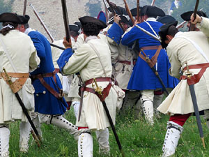 Girona resisteix! Jornades de recreaci&oacute; hist&ograve;rica de la Guerra de Successi&oacute;. Castell de Montju&iuml;c. Combat al pati d'armes