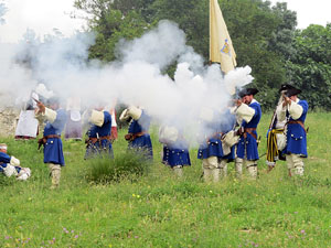 Girona resisteix! Jornades de recreaci&oacute; hist&ograve;rica de la Guerra de Successi&oacute;. Castell de Montju&iuml;c. Combat al pati d'armes