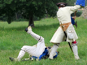 Girona resisteix! Jornades de recreaci&oacute; hist&ograve;rica de la Guerra de Successi&oacute;. Castell de Montju&iuml;c. Combat al pati d'armes