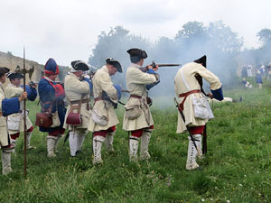 Girona resisteix! Jornades de recreaci&oacute; hist&ograve;rica de la Guerra de Successi&oacute;. Castell de Montju&iuml;c. Combat al pati d'armes