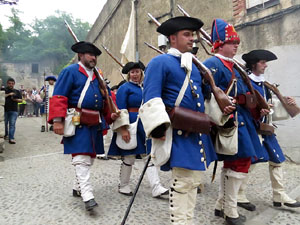 Girona resisteix! Jornades de recreaci&oacute; hist&ograve;rica de la Guerra de Successi&oacute;. Combat al carrer de Pere de Rocaberti