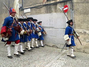 Girona resisteix! Jornades de recreaci&oacute; hist&ograve;rica de la Guerra de Successi&oacute;. Combat al carrer de Pere de Rocaberti
