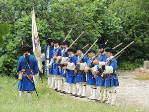 Girona resisteix! Jornades de recreaci&oacute; hist&ograve;rica de la Guerra de Successi&oacute;. Castell de Montju&iuml;c. Presentaci&oacute; de les unitats