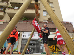 V Jornada de l'Esport Femen&iacute; 2017 a la pla&ccedil;a Salvador Espriu, la de Francesc Calvet i Rubalcaba, i el riu Onyar