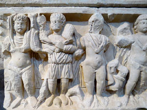 Sarc&ograve;fag de les Estacions, principi segle IV dC