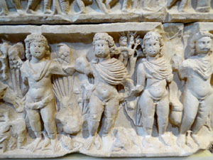 Sarc&ograve;fag de les Estacions, principi segle IV dC