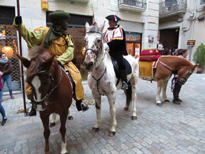 La Cavalcada de Reis 2017. La precavalcada des de la Merc&egrave; pels carrers de Girona