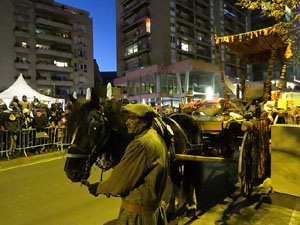La Cavalcada de Reis 2017. Desfilada pels carrers de la ciutat, fins la pla&ccedil;a del Vi