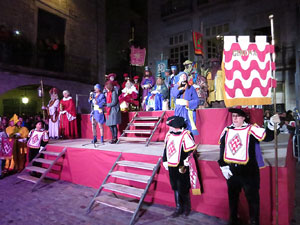 La Cavalcada de Reis 2017. Arribada a la pla&ccedil;a del Vi i rebuda de l'alcaldessa