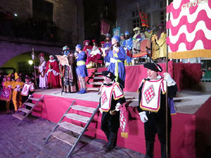 La Cavalcada de Reis 2017. Arribada a la pla&ccedil;a del Vi i rebuda de l'alcaldessa