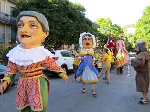 Sant Joan 2016. Arribada de la Flama del Canig&oacute;. La cercavila