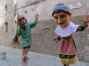 Sant Joan 2016. Arribada de la Flama del Canig&oacute;. La cercavila