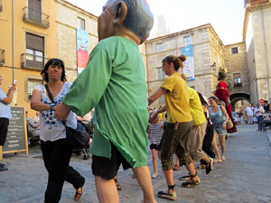 Sant Joan 2016. Arribada de la Flama del Canig&oacute;. La cercavila