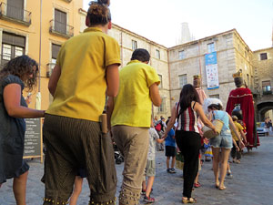 Sant Joan 2016. Arribada de la Flama del Canig&oacute;. La cercavila
