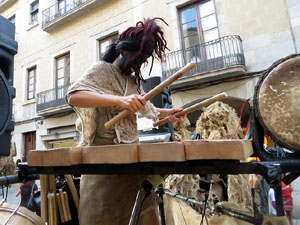 Festival Und&agrave;rius 2016. Espectacle de carrer &Oacute;ssos del Pirineu, amb la Companyia Tutatis