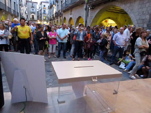 11 de setembre 2017. Concentraci&oacute; a la pla&ccedil;a del Vi en defensa del refer&egrave;ndum