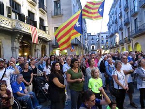 11 de setembre 2017. Concentraci&oacute; a la pla&ccedil;a del Vi en defensa del refer&egrave;ndum
