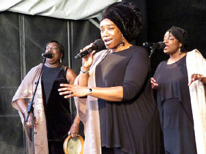 Festival A Capella 2017. Actuaci&oacute; del grup Black Voices a la pla&ccedil;a de la Independ&egrave;ncia