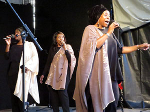 Festival A Capella 2017. Actuaci&oacute; del grup Black Voices a la pla&ccedil;a de la Independ&egrave;ncia