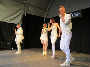 Festival A Capella 2017. Actuaci&oacute; del grup Fork a la pla&ccedil;a de la Independ&egrave;ncia