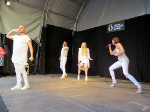 Festival A Capella 2017. Actuaci&oacute; del grup Fork a la pla&ccedil;a de la Independ&egrave;ncia