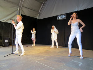 Festival A Capella 2017. Actuaci&oacute; del grup Fork a la pla&ccedil;a de la Independ&egrave;ncia
