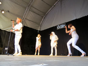 Festival A Capella 2017. Actuaci&oacute; del grup Fork a la pla&ccedil;a de la Independ&egrave;ncia