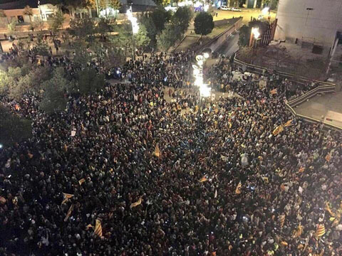 Imatge elevada de la pla&ccedil;a de la Constituci&oacute;