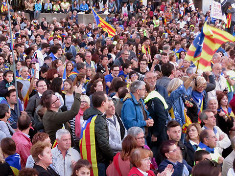 Concentraci&oacute; a la pla&ccedil;a de la Constituci&oacute;