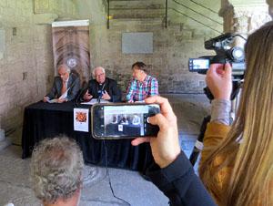 600 aniversari de la nau &uacute;nica de la Catedral de Girona. Presentaci&oacute; de la representaci&oacute; de la Consueta de Sant Jordi cavaller