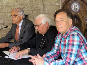 600 aniversari de la nau &uacute;nica de la Catedral de Girona. Presentaci&oacute; de la representaci&oacute; de la Consueta de Sant Jordi cavaller