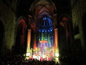 600 aniversari de la nau &uacute;nica de la Catedral de Girona. Representaci&oacute; de la Consueta de Sant Jordi cavaller