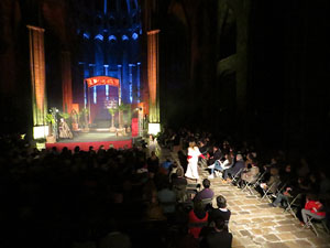 600 aniversari de la nau &uacute;nica de la Catedral de Girona. Representaci&oacute; de la Consueta de Sant Jordi cavaller