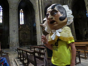 Corpus 2017. Assaig del ball de l'&Agrave;liga a la nau de la Catedral de Santa Maria