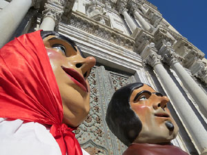 Corpus 2017. Assaig del ball de l'&Agrave;liga a la nau de la Catedral de Santa Maria
