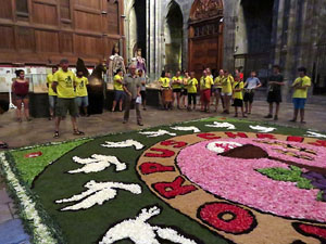 Corpus 2017. Assaig del ball de l'&Agrave;liga a la nau de la Catedral de Santa Maria