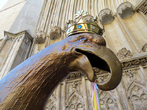 Corpus 2017. Assaig del ball de l'&Agrave;liga a la nau de la Catedral de Santa Maria