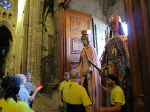 Corpus 2017. Assaig del ball de l'&Agrave;liga a la nau de la Catedral de Santa Maria