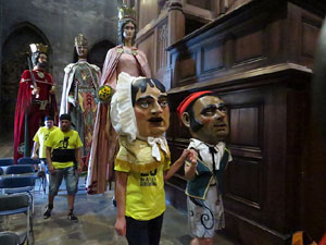 Corpus 2017. Assaig del ball de l'&Agrave;liga a la nau de la Catedral de Santa Maria